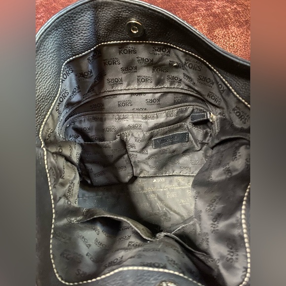 Michael Kors Brookville Black Leather Handbag Purse Medium Size - Picture 6 of 6